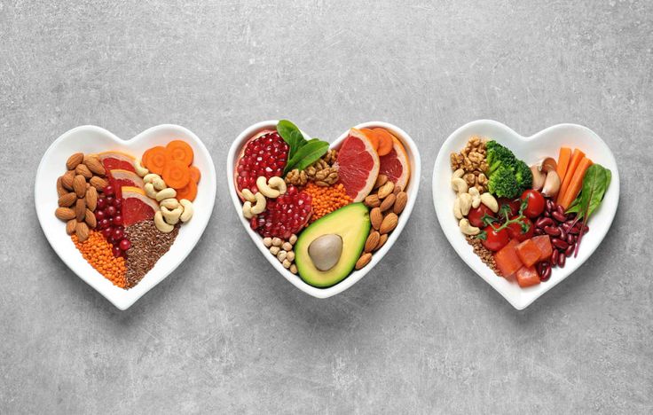Perdita di peso e superfood: quali sono i cibi che aiutano davvero?
