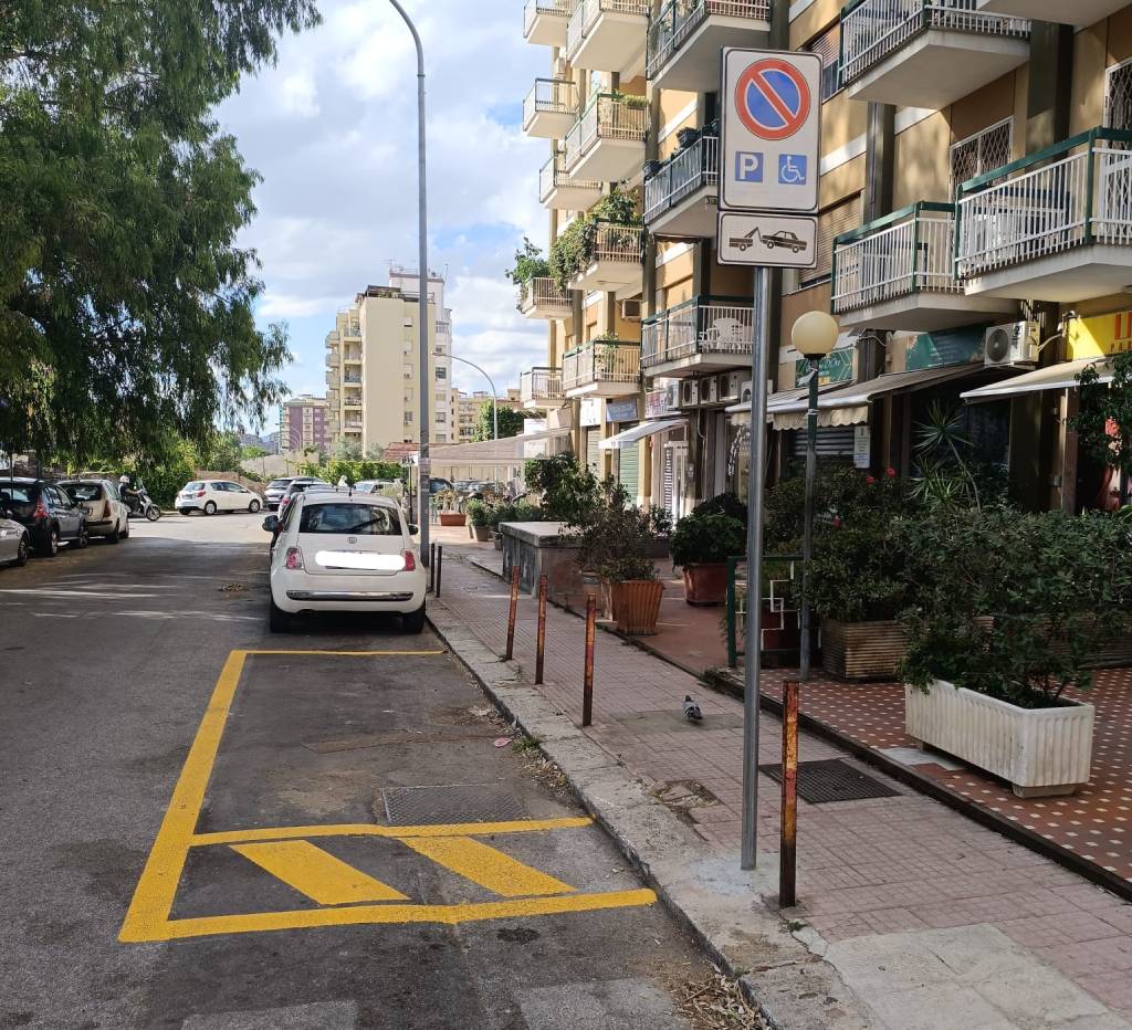 Viale Strasburgo: nuovo stallo disabili grazie all'intervento della VI Circoscrizione
