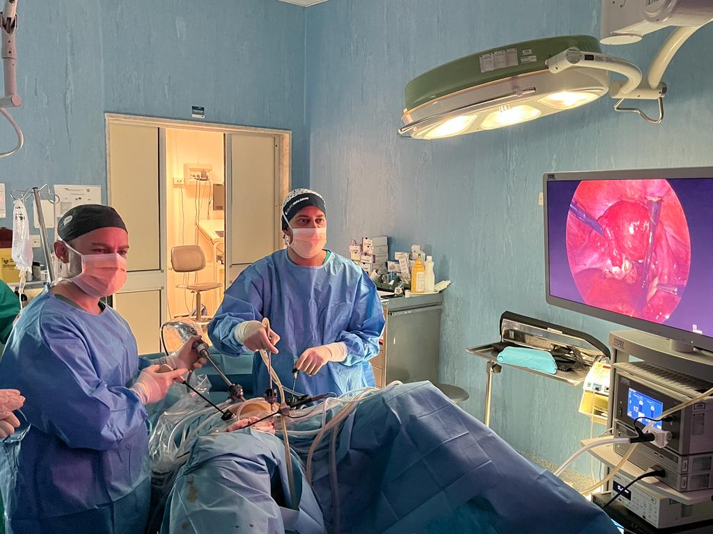 Chirurgia senza cicatrici e dimissioni precoci: al policlinico di palermo il 90 per cento degli interventi di ginecologia eseguiti in laparoscopia