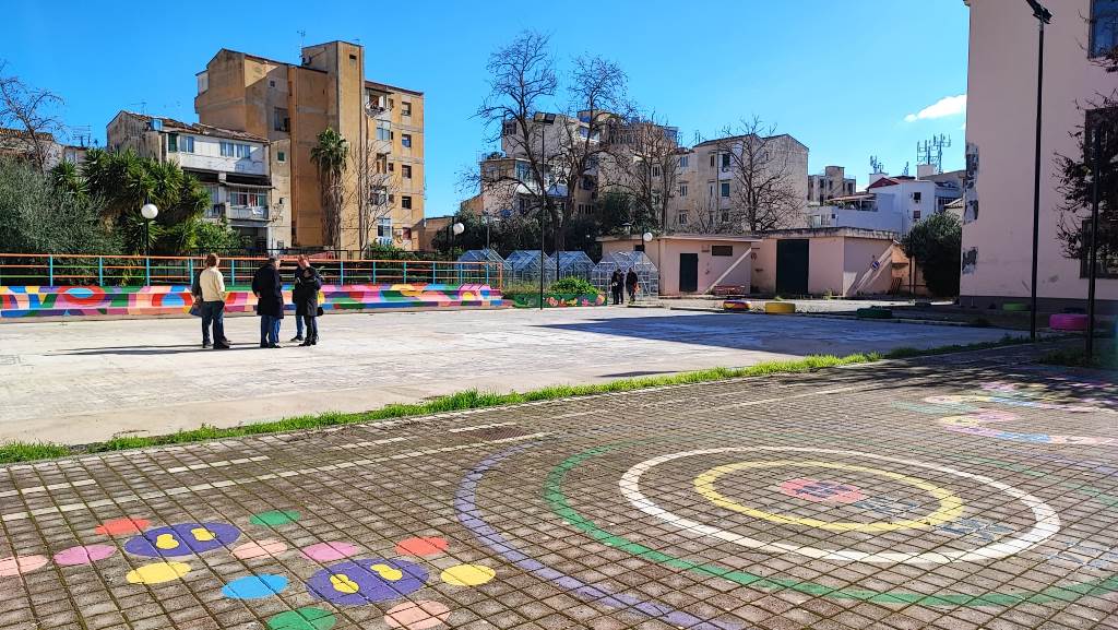 Edilizia scolastica, al via i lavori per un nuovo campo sportivo polivalente presso la scuola colozza