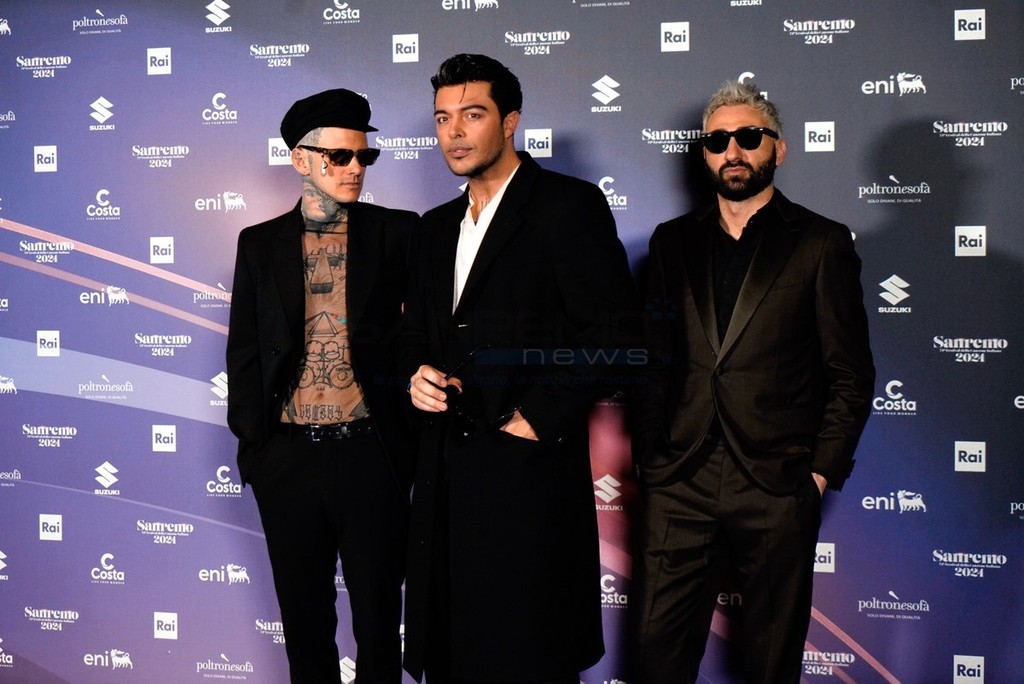 Sanremo 2024, il funk dei the kolors sul palco dell'ariston: ''rischio tormentone? speriamo, un sogno per chi fa pop''