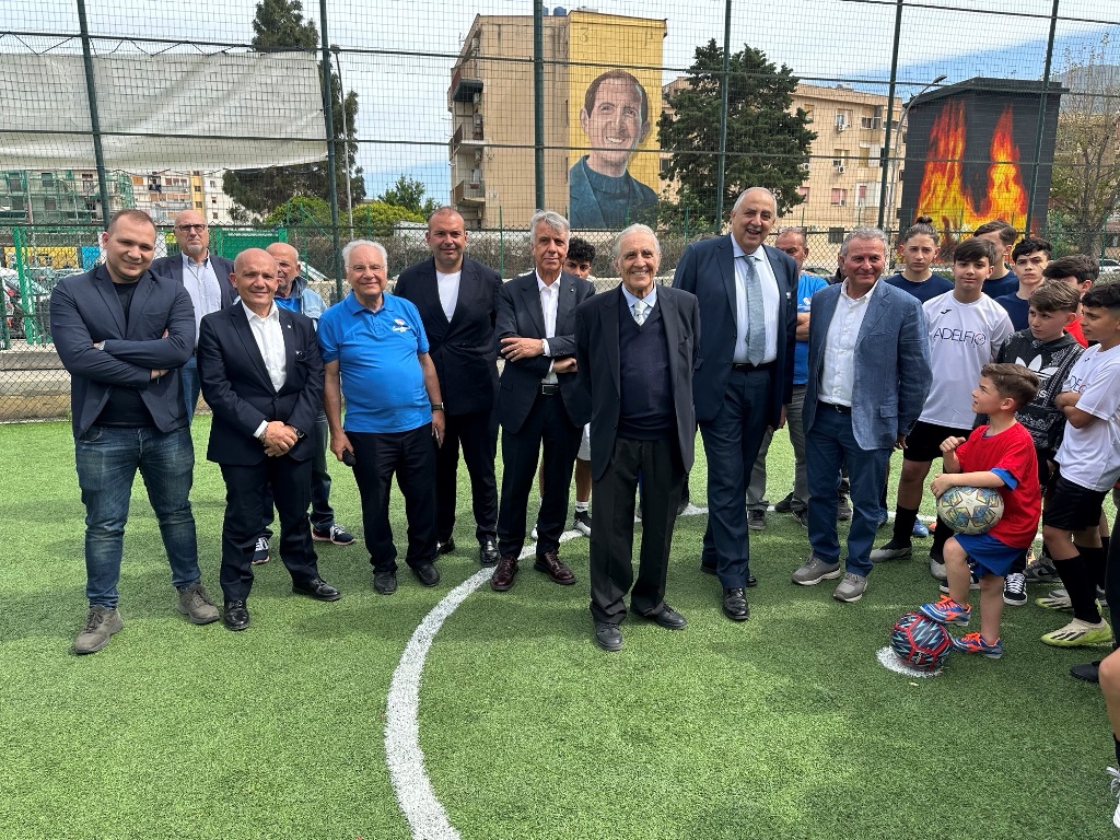 Palermo, recuperato il campetto di calcio di romagnolo: intervento finanziato dalle imprese di sicindustria